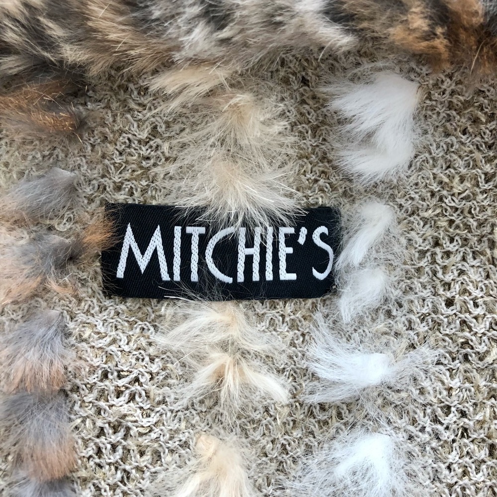 Woven Rabbit Vest - Picture 9 of 10